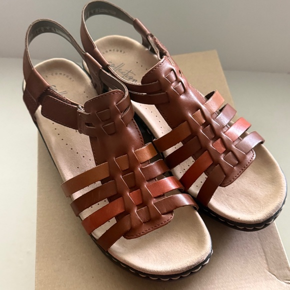 Clarks Lexi Bridge Summer Sandals in Tan Combi Leather 9.5 - Picture 1 of 10